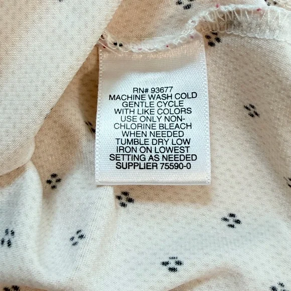 Liz Claiborne Petite PM Cream Diamond Print Tie-Neck Blouse Top - Picture 6 of 6